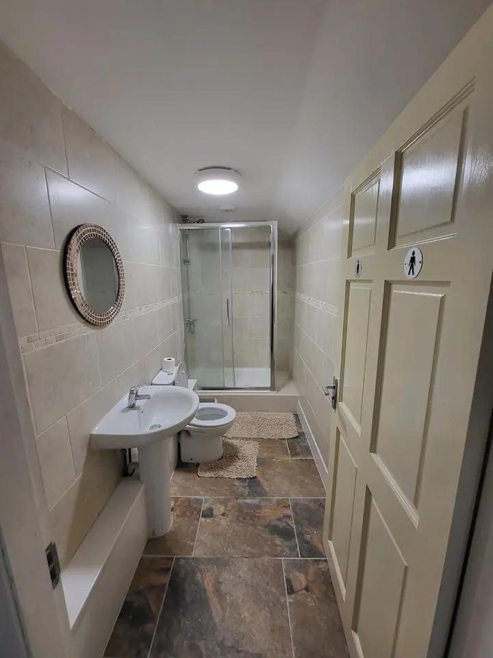The Dublin Packet - Twin Room 1 Holyhead Kültér fotó